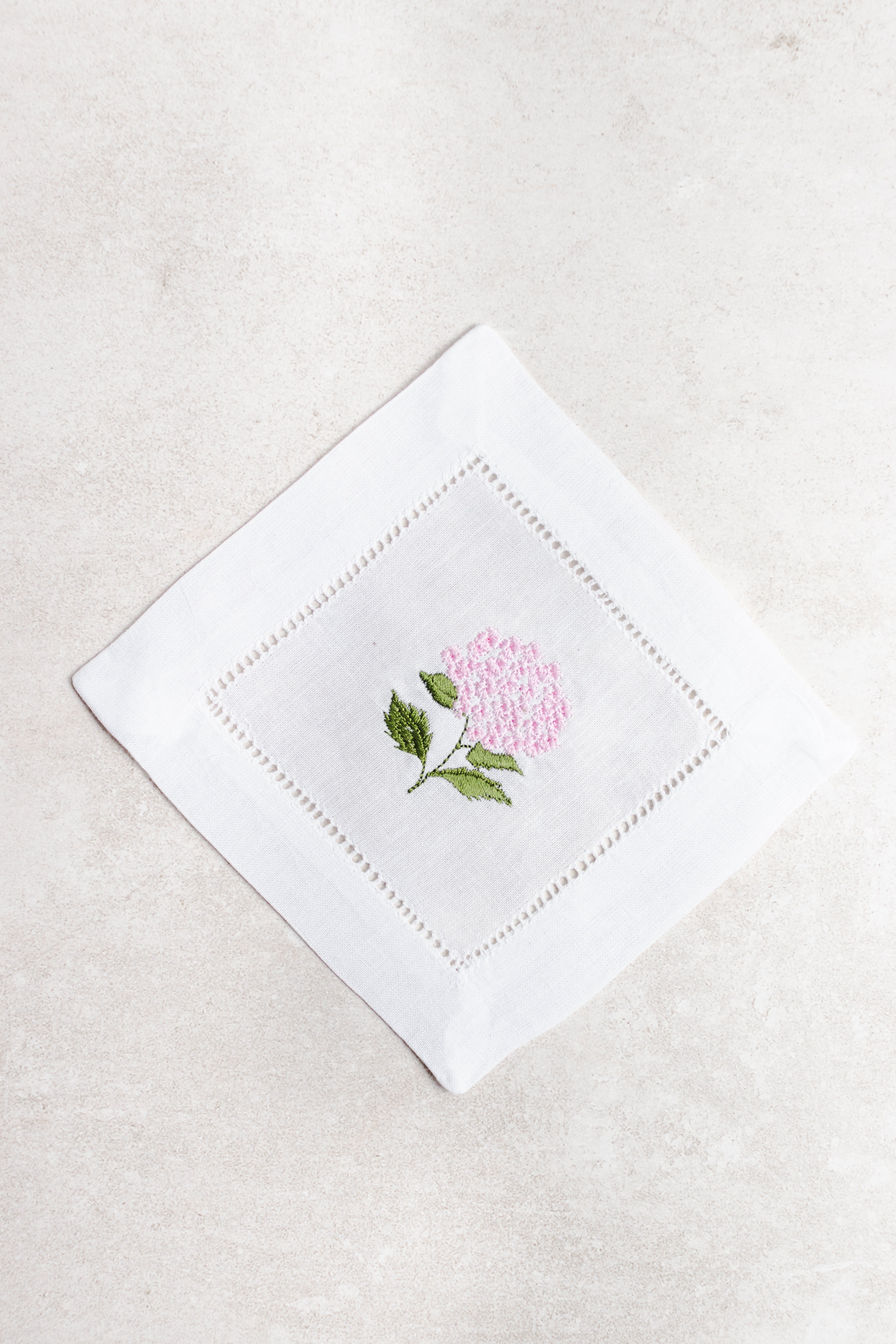 Detalle para invitadas- Set de 4 cocteleras